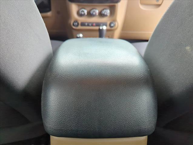 Used 2014 Jeep Wrangler Unlimited Sahara w/ Connectivity Group image 15