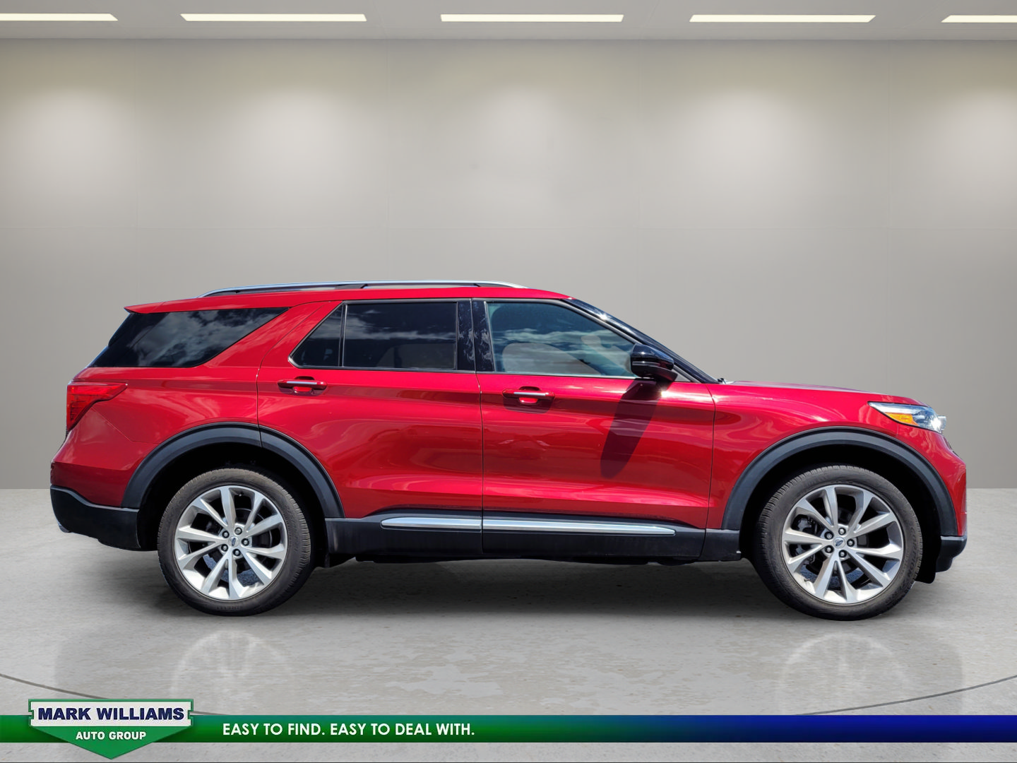 Used 2023 Ford Explorer Platinum w/ Equipment Group 601A AWD/4WD image 2