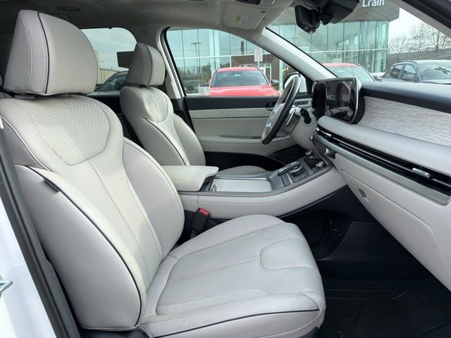 Used 2024 Hyundai Palisade Calligraphy image 31