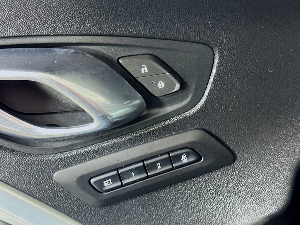 Used 2021 Chevrolet Camaro SS image 19