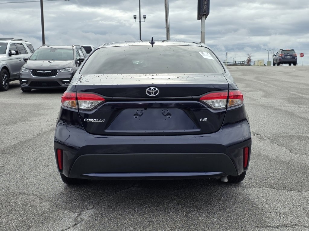 Used 2022 Toyota Corolla LE image 6