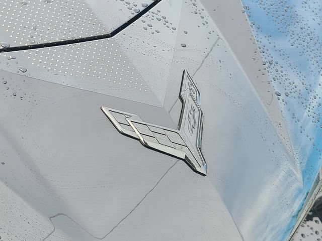 Used 2025 Chevrolet Corvette Stingray Preferred Conv w/ Z51 Performance Package RWD image 28