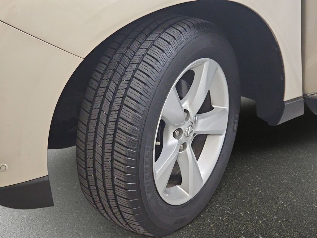 Used 2013 Lexus RX 350 AWD w/ Navigation Pkg image 35