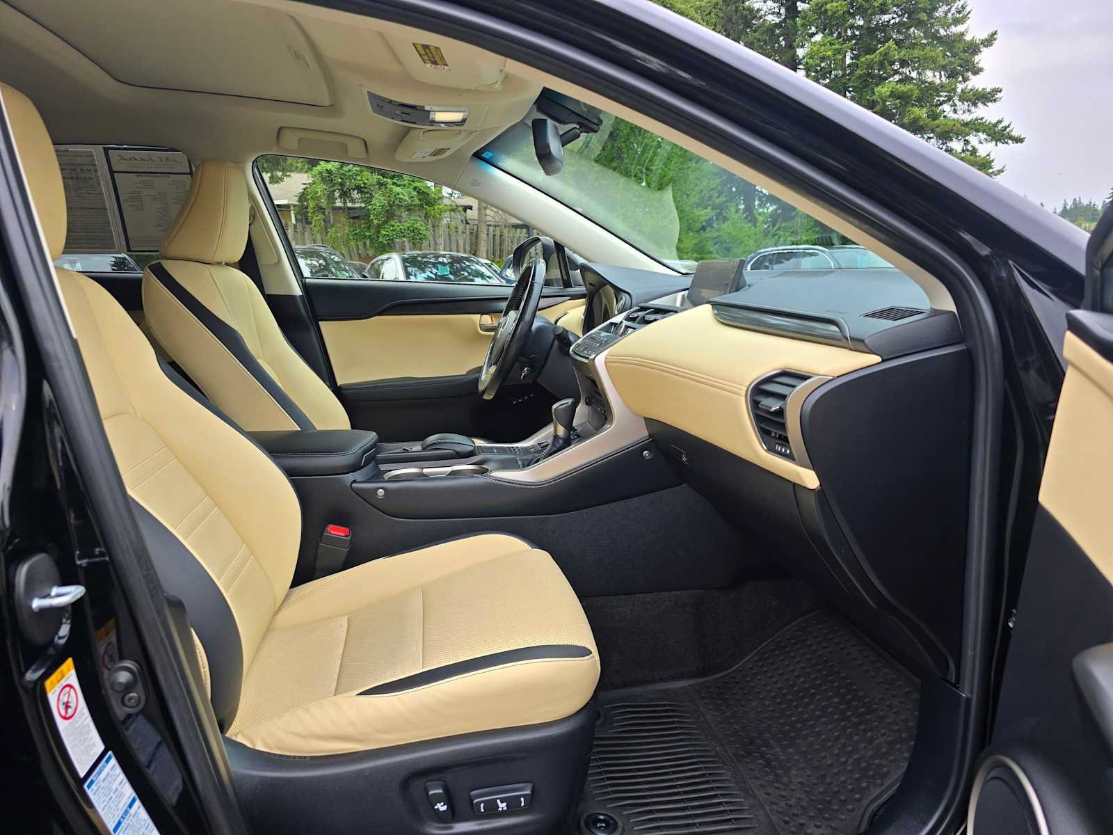 Used 2015 Lexus NX 200t AWD w/ Premium Package image 11