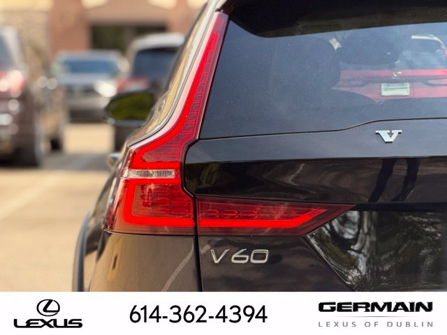 Used 2020 Volvo V60 T5 Cross Country AWD/4WD image 13