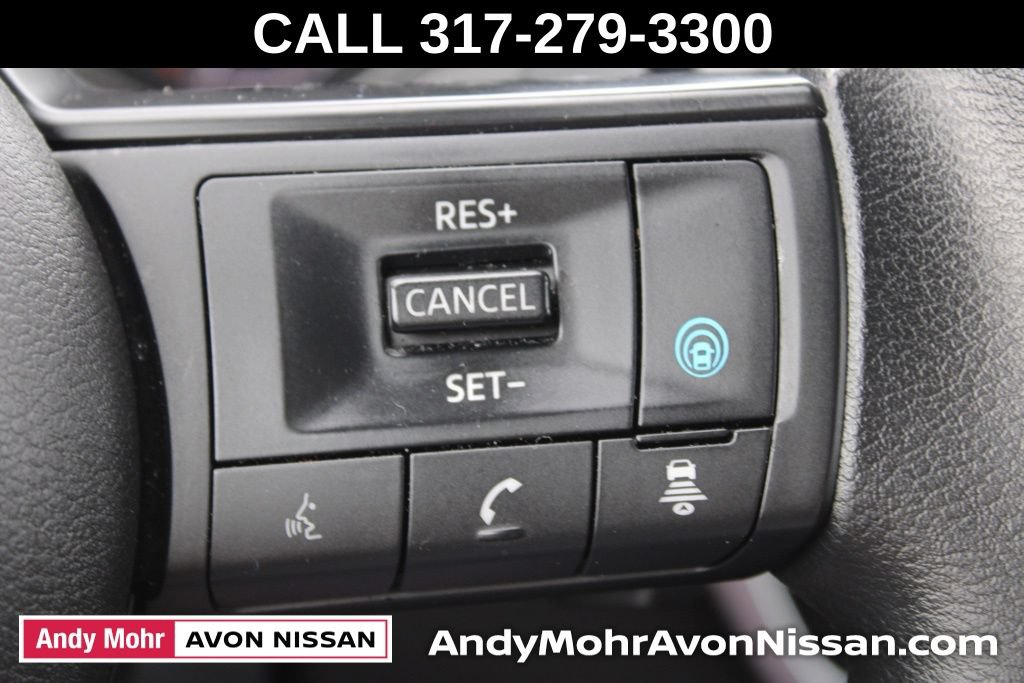 Used 2024 Nissan Rogue SV AWD/4WD image 31