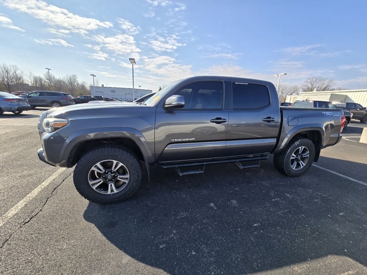 Certified 2017 Toyota Tacoma TRD Sport image 4
