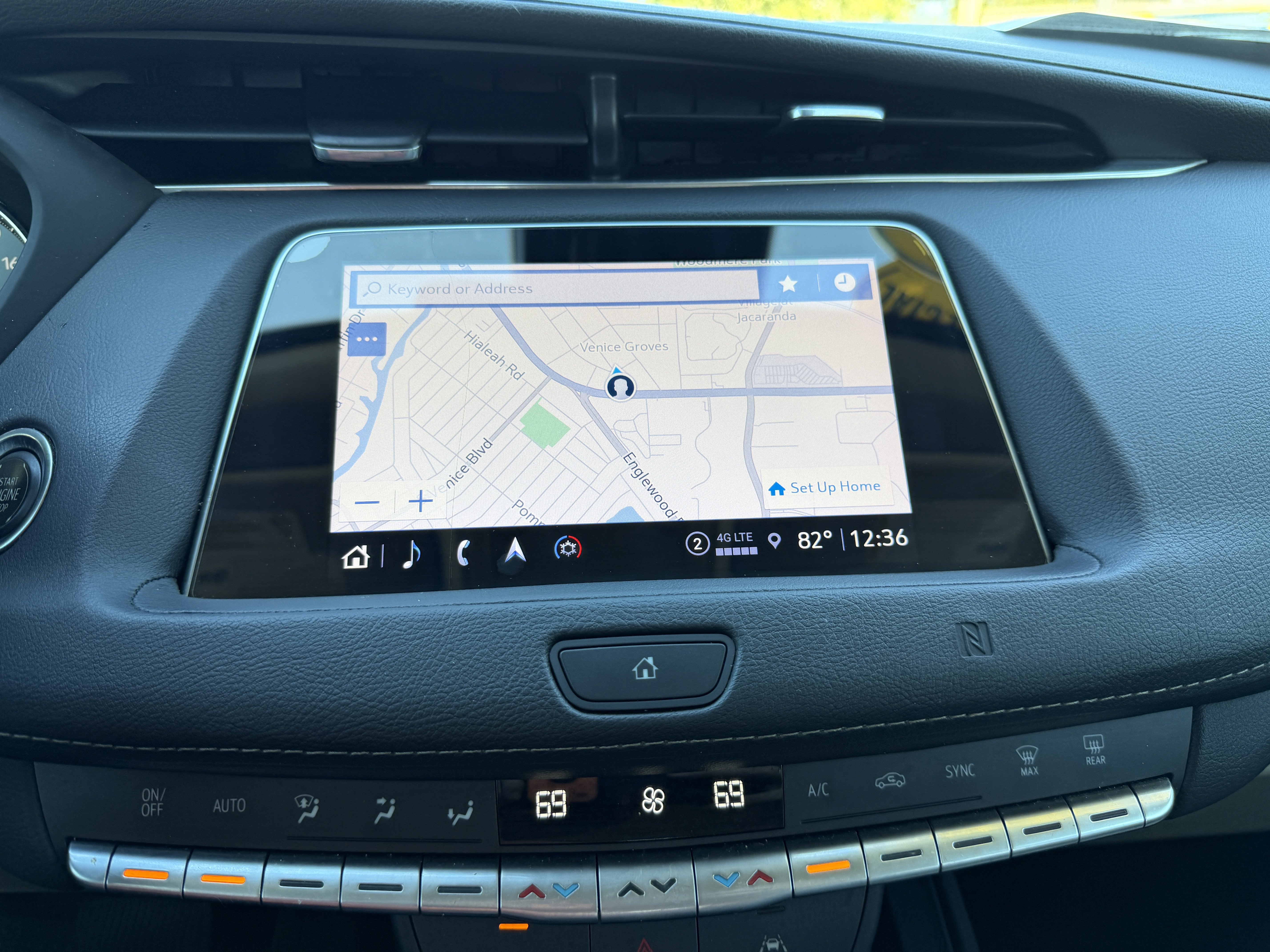 Used 2021 Cadillac XT4 Premium Luxury w/ Driver Awareness Package image 22