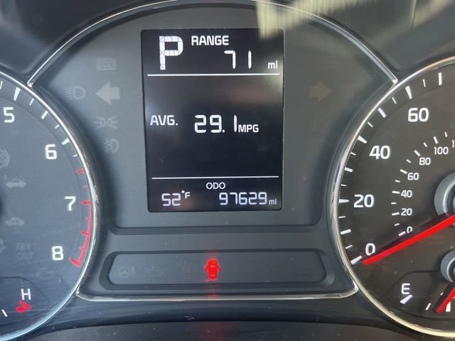 Used 2017 Kia Forte LX image 12