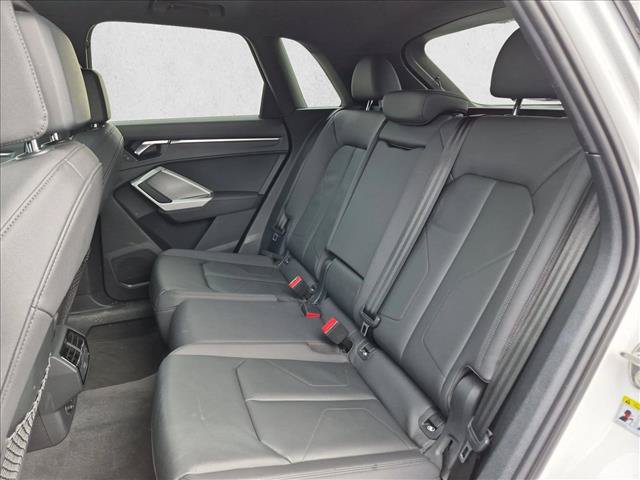 Used 2019 Audi Q3 2.0T Premium AWD/4WD image 19