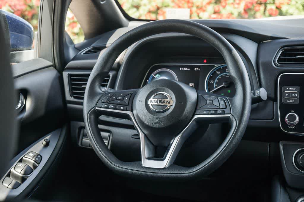 Used 2022 Nissan Leaf S FWD image 12