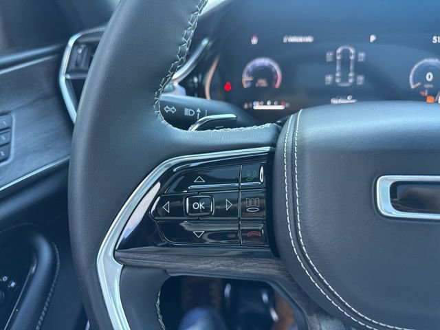 Used 2023 Jeep Grand Cherokee L Overland image 22