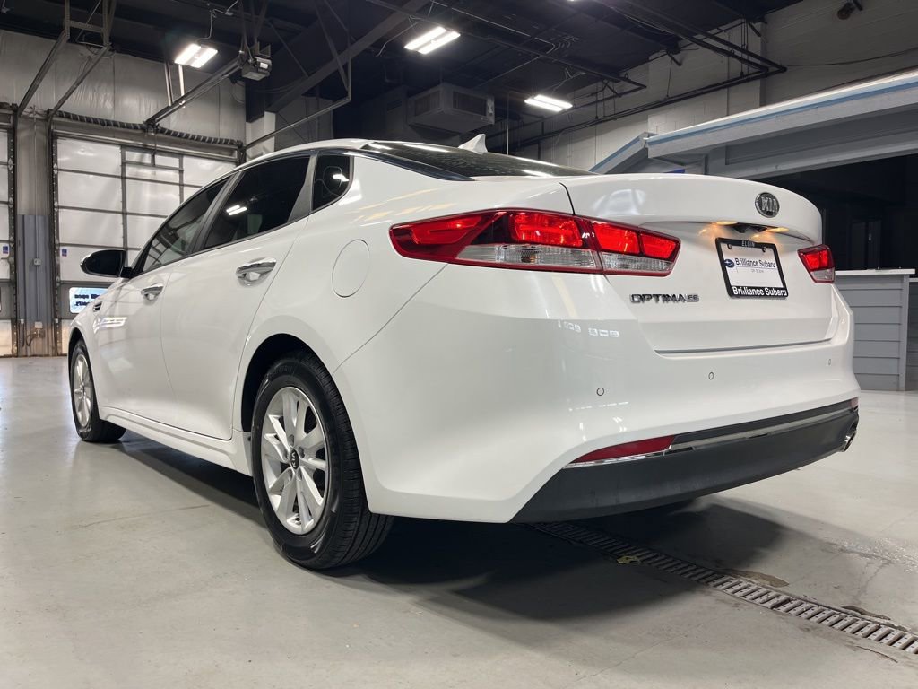 Used 2016 Kia Optima LX w/ LX Convenience Package FWD image 5
