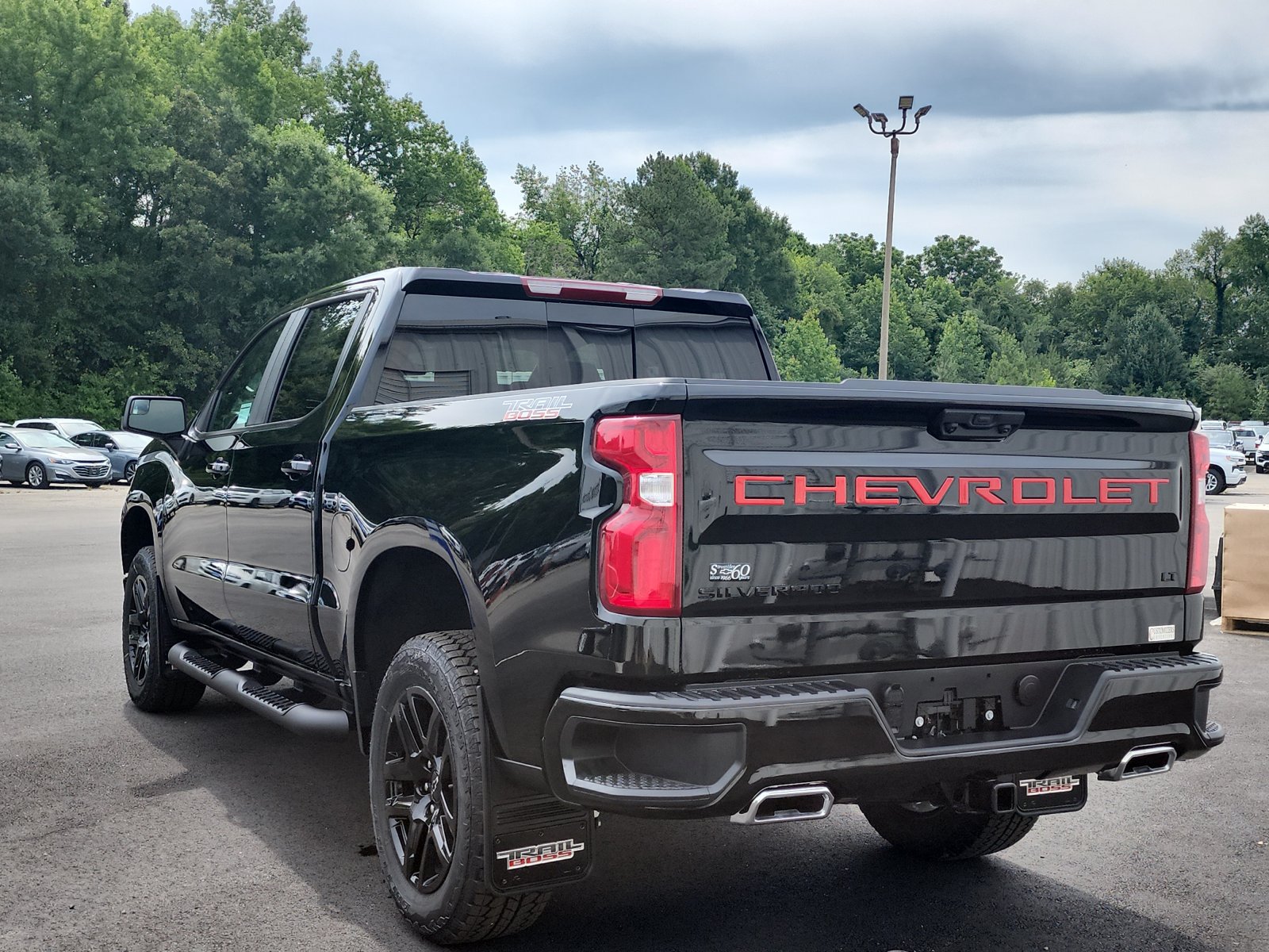 New 2026 Chevrolet Silverado 1500 LT Trail Boss w/ Convenience Package II AWD/4WD image 3
