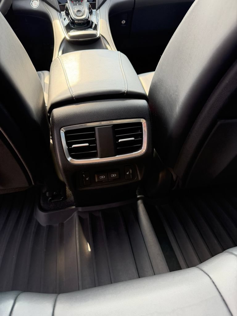 Used 2020 Acura RDX AWD w/ Advance Package image 19