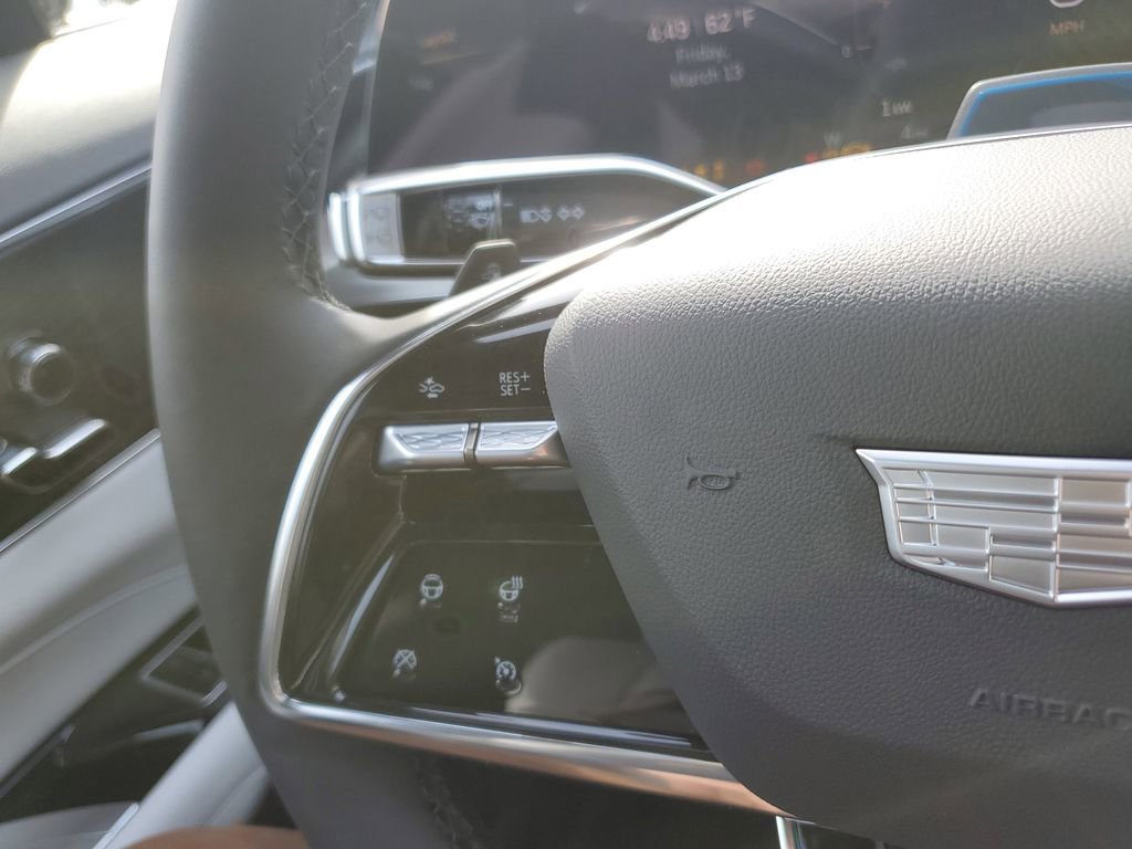 New 2026 Cadillac Lyriq Luxury image 11