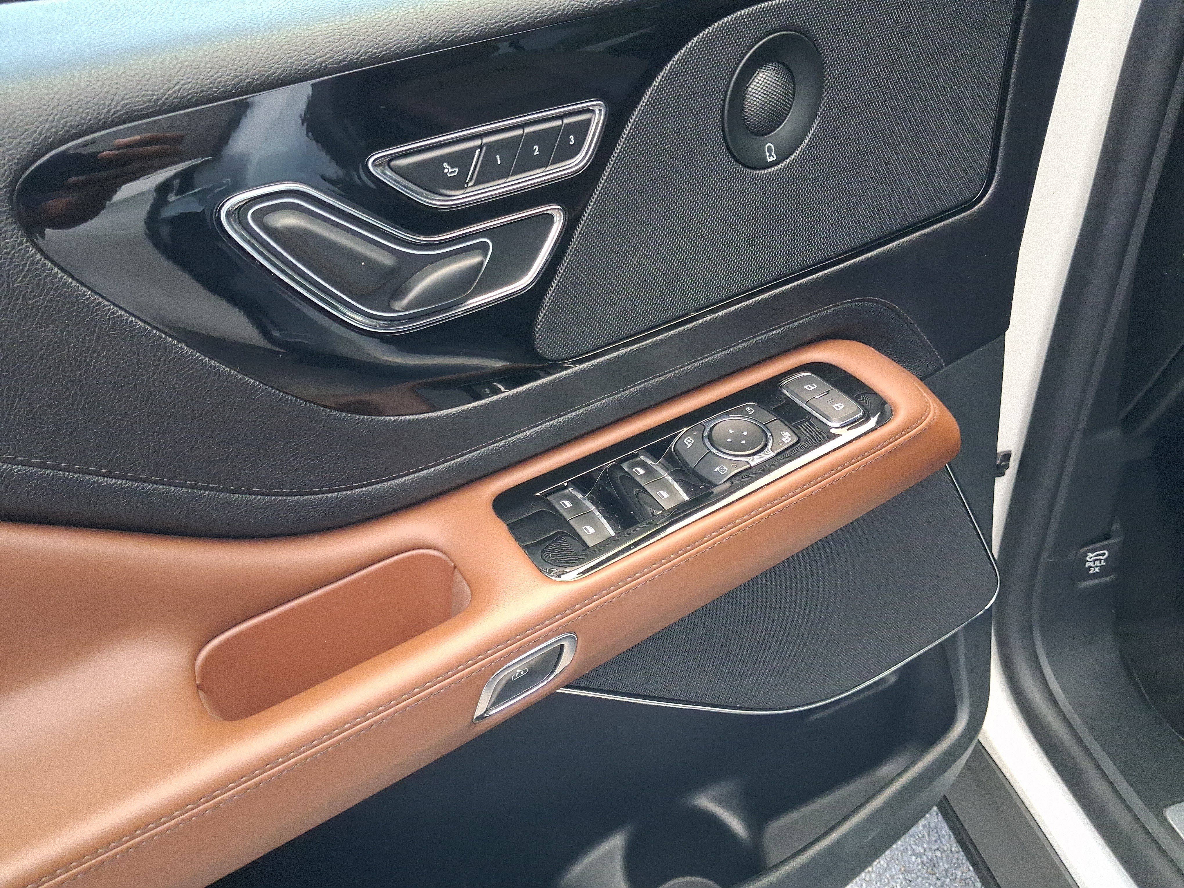 Certified 2023 Lincoln Aviator Reserve RWD image 15