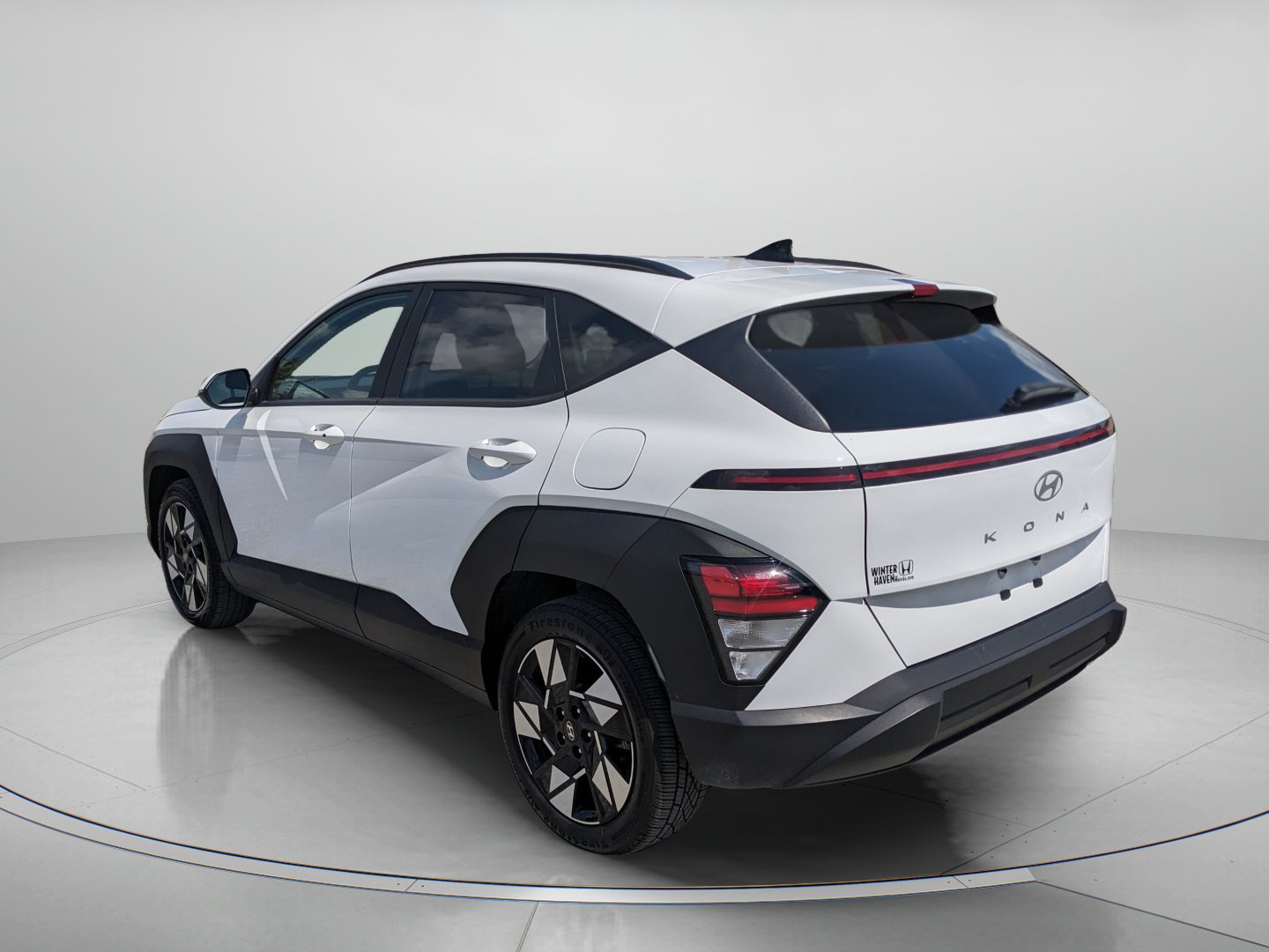 Used 2025 Hyundai Kona SEL FWD image 6