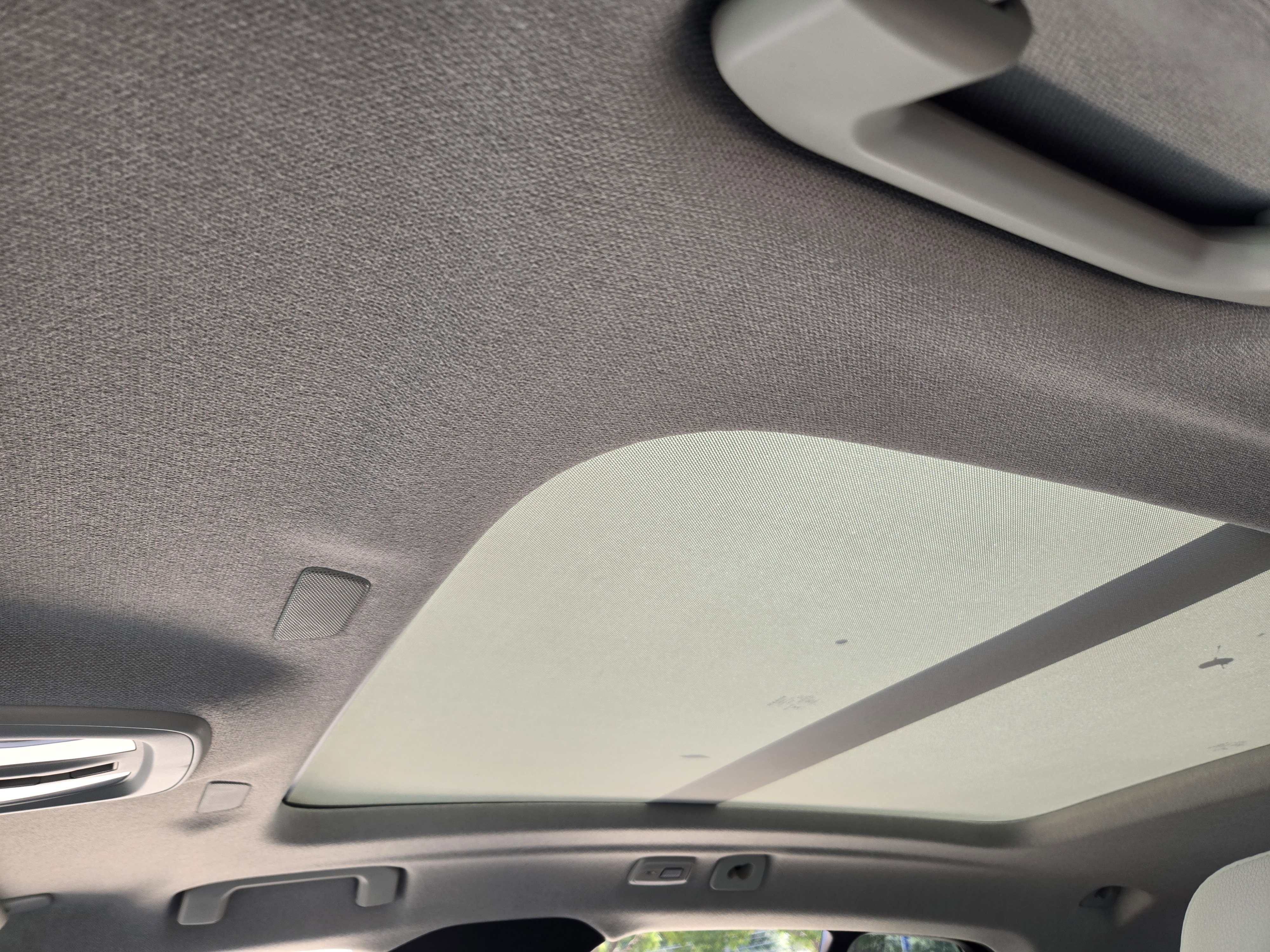 New 2026 Volvo XC40 B5 Plus w/ Protection Package Premier image 33