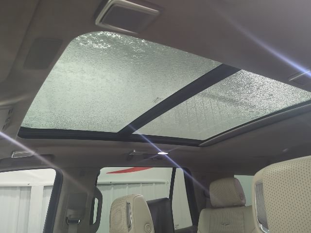 Used 2022 Cadillac Escalade Premium Luxury Platinum w/ LPO, Radiant Package image 35