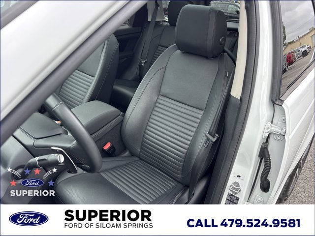 Used 2025 Land Rover Discovery Sport S AWD/4WD image 19