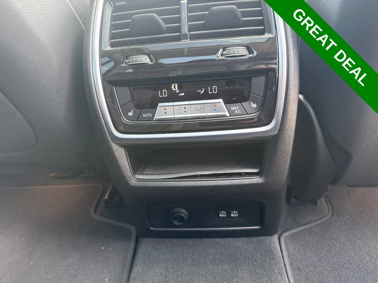 Used 2026 BMW X7 xDrive40i AWD/4WD image 16