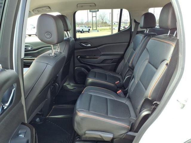 Used 2023 GMC Acadia AT4 image 17