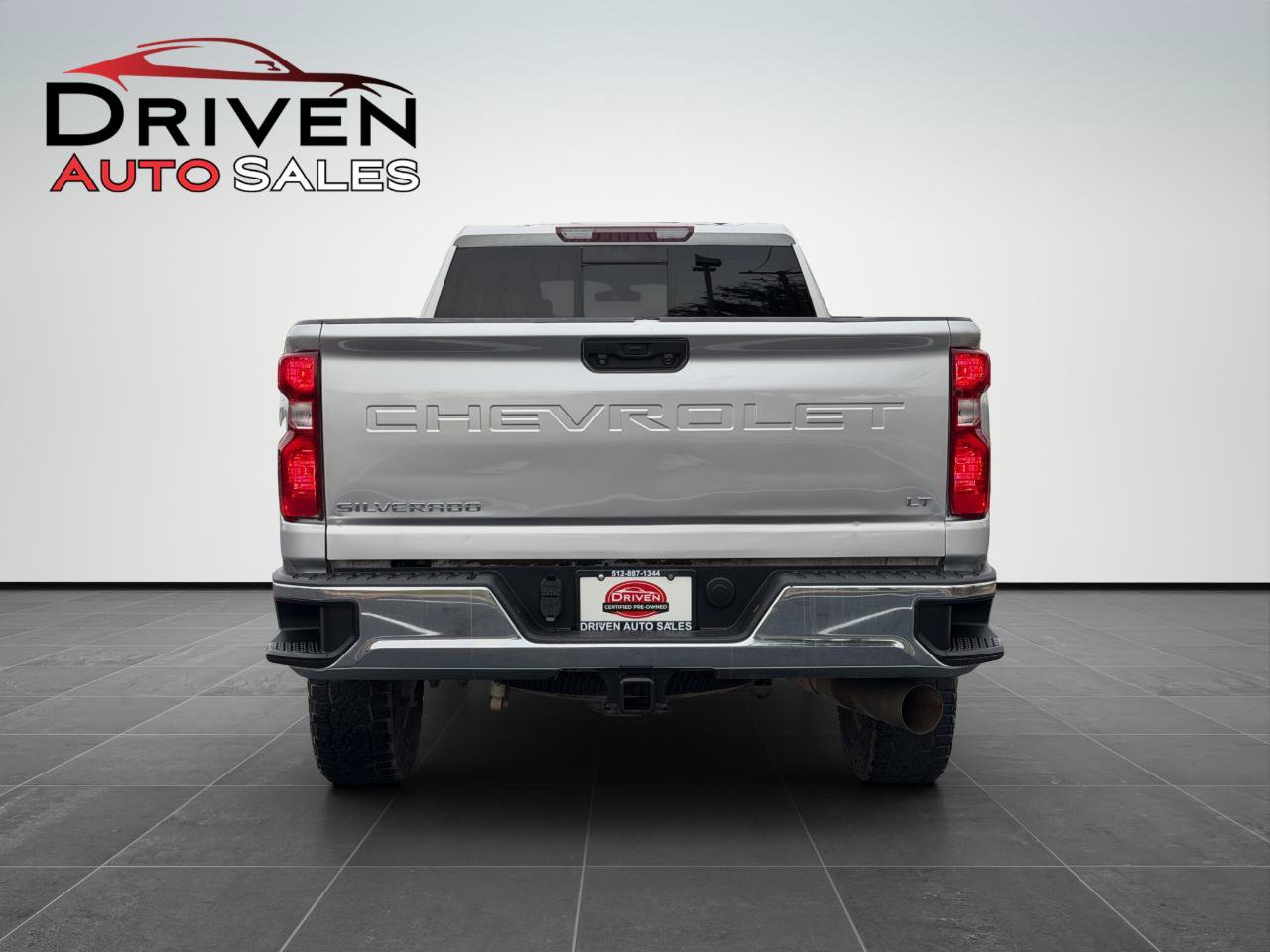Used 2022 Chevrolet Silverado 3500 LT w/ Convenience Package AWD/4WD image 6