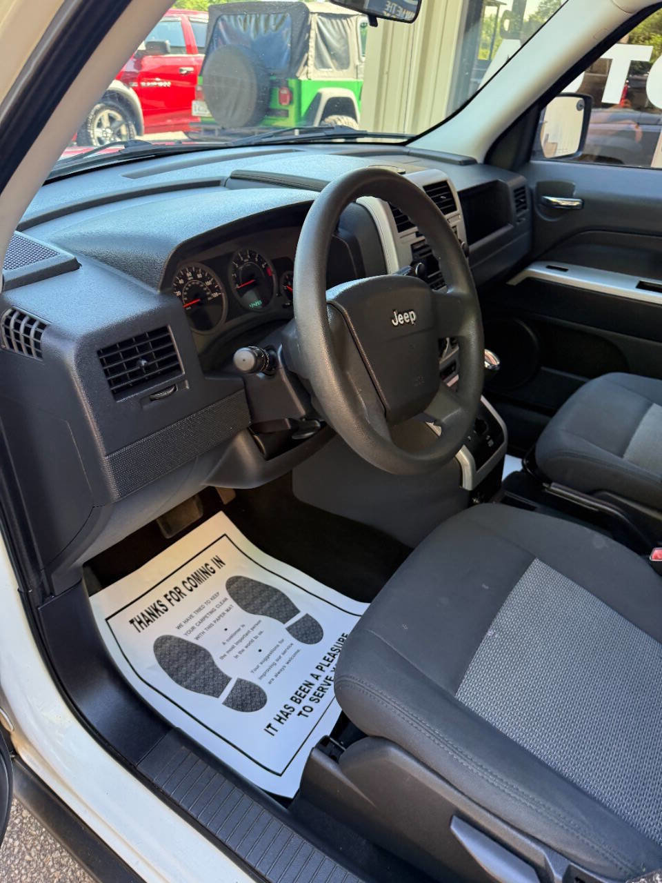 Used 2008 Jeep Patriot Sport FWD image 11