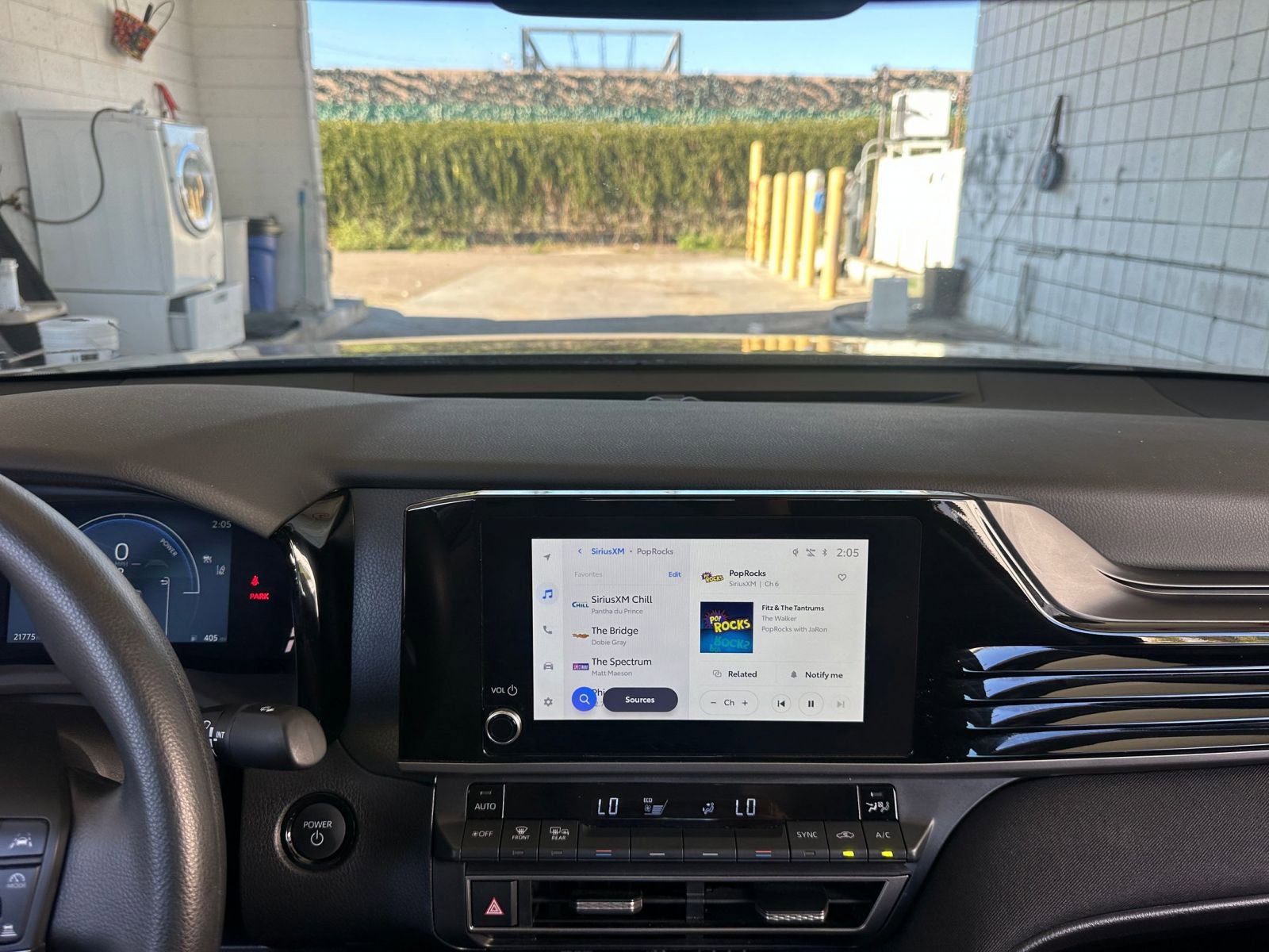 Used 2025 Toyota Camry LE image 18