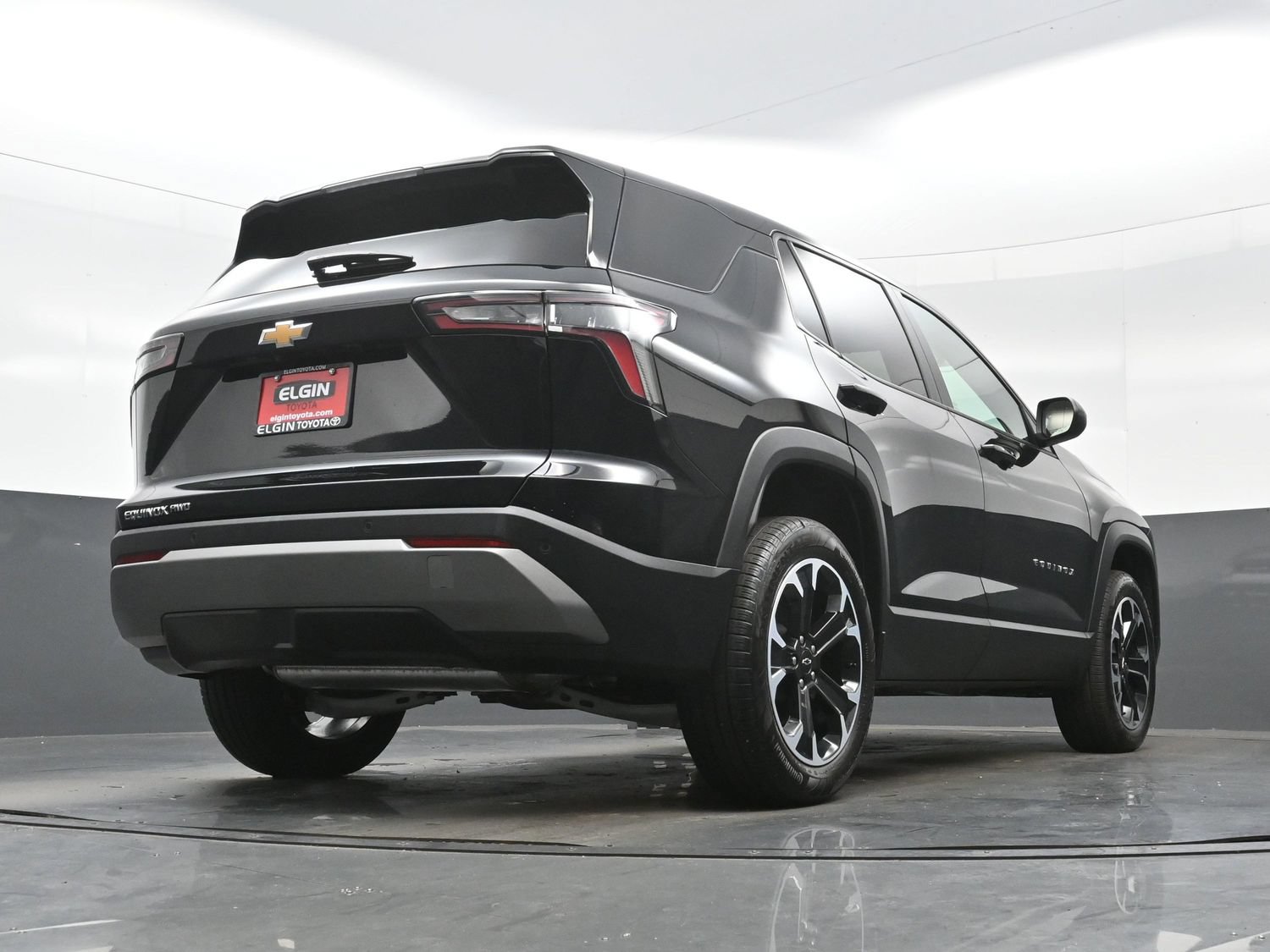 Used 2026 Chevrolet Equinox LT AWD/4WD image 31