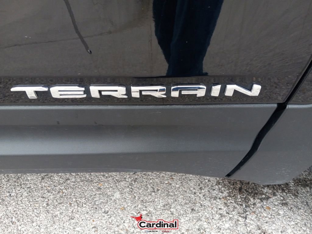 Used 2022 GMC Terrain SLE w/ Fleet Convenience Package image 3