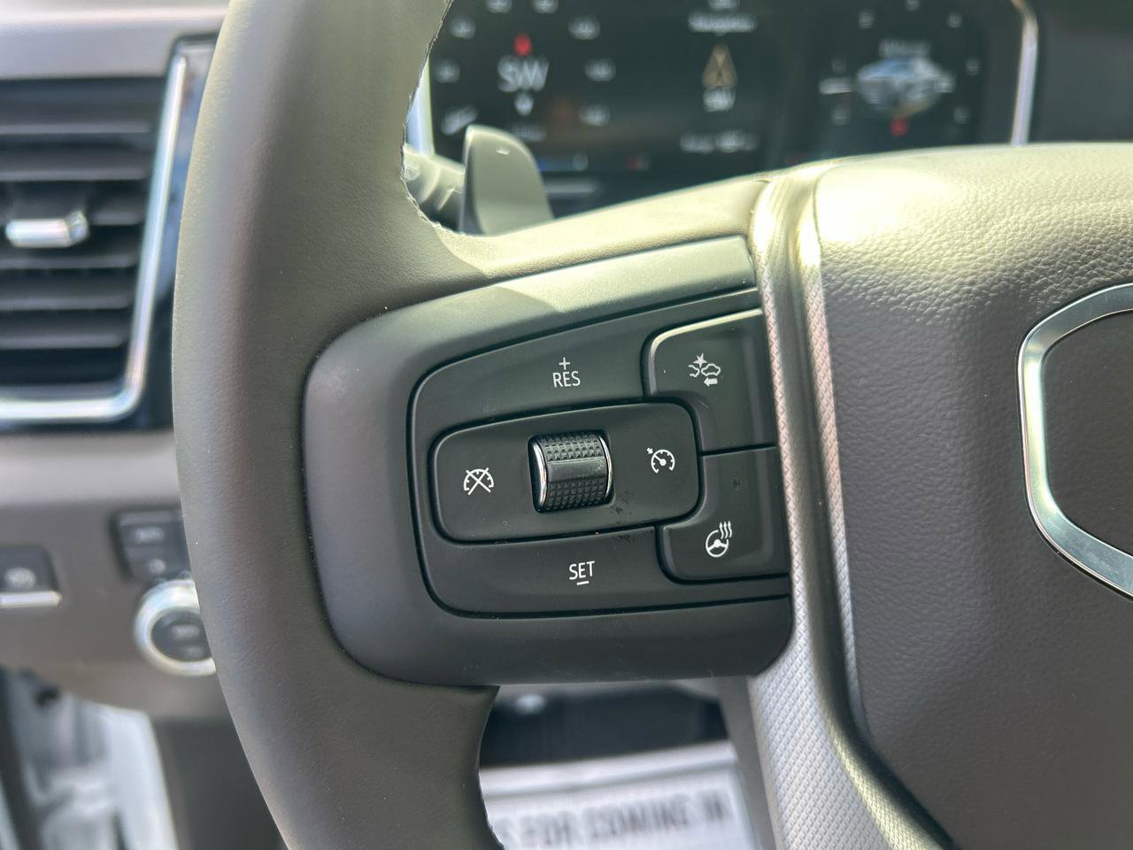 Used 2026 GMC Sierra 1500 Denali w/ Denali Reserve Package image 19