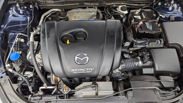 Used 2018 MAZDA MAZDA3 Sport FWD image 28
