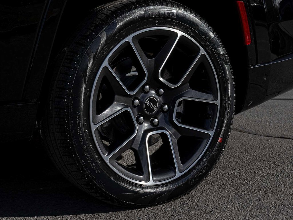 New 2025 Jeep Wagoneer Series III image 8