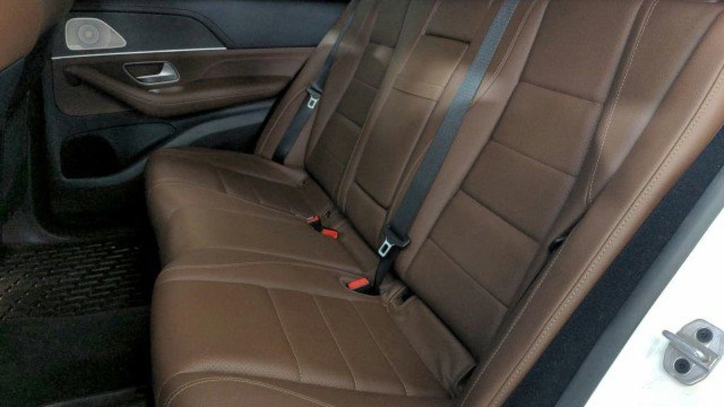 Used 2024 Mercedes-Benz GLE 350 4MATIC image 29