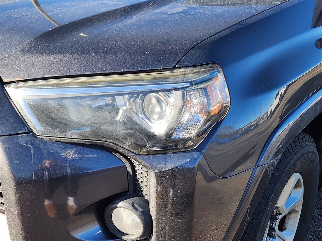 Used 2016 Toyota 4Runner SR5 image 5