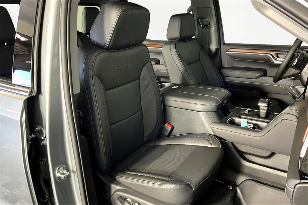New 2026 GMC Sierra 1500 Denali w/ Denali Reserve Package image 11