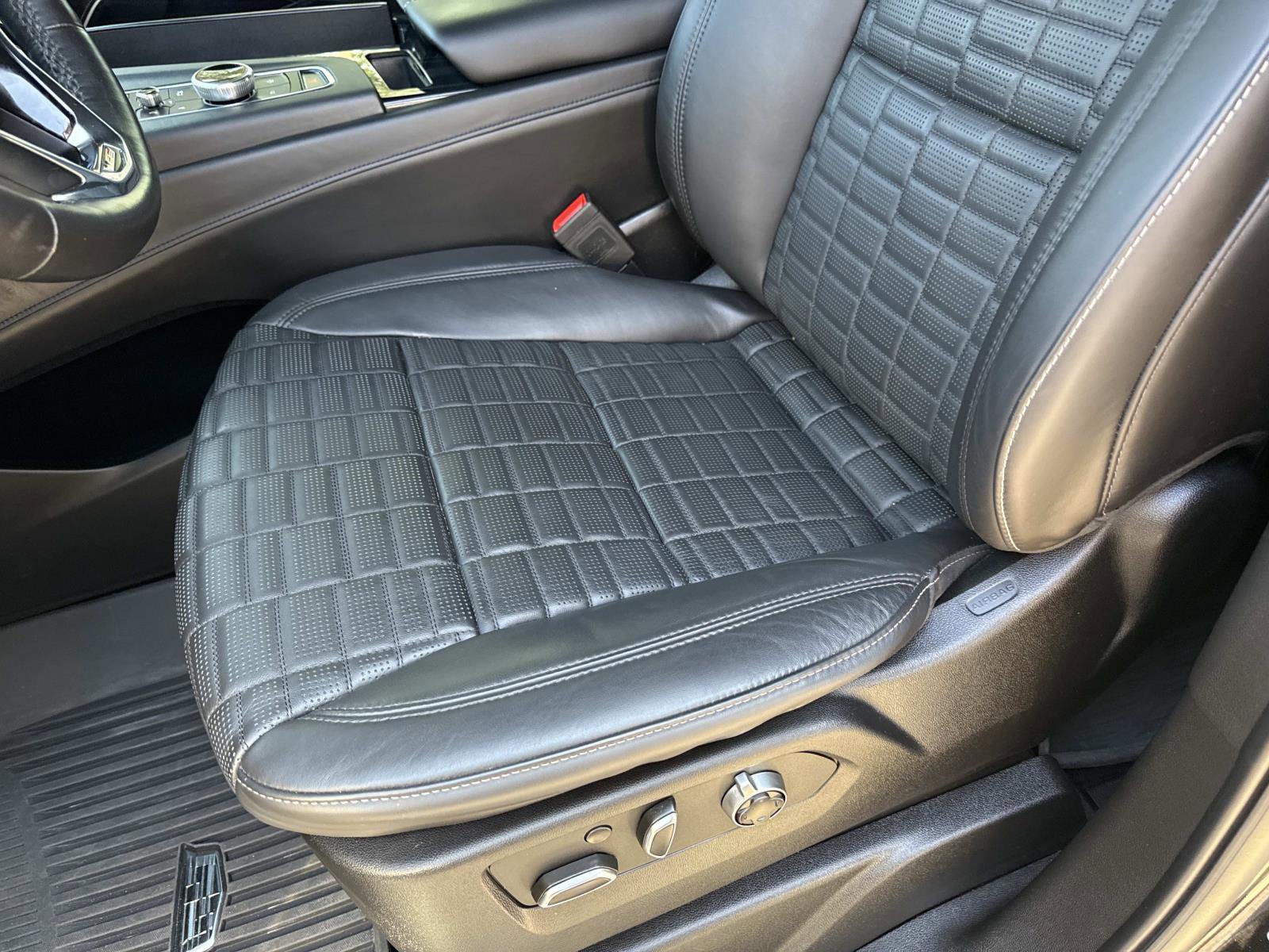 Used 2024 Cadillac Escalade V image 23