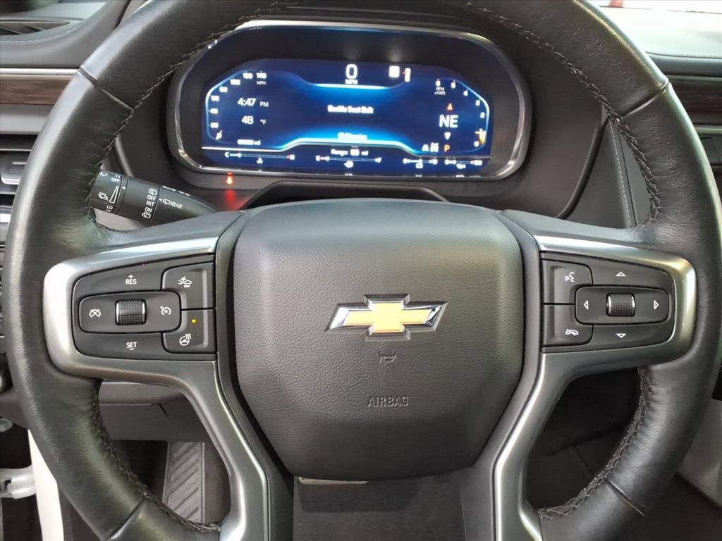 Used 2022 Chevrolet Suburban LT w/ LT Signature Package image 32