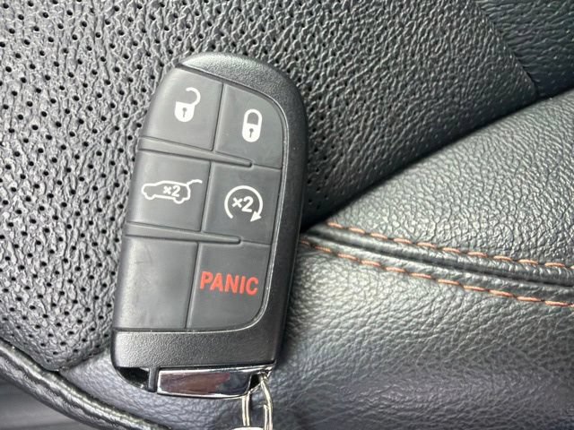 Used 2023 Jeep Compass Limited w/ Elite Group AWD/4WD image 24