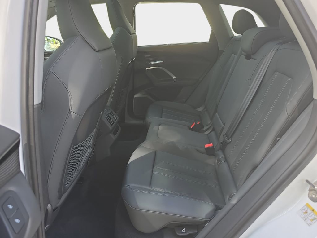 Certified 2025 Audi Q5 Premium Plus w/ Premium Plus image 27
