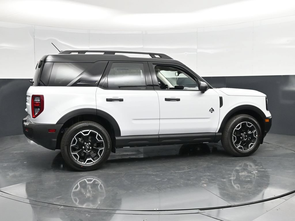 New 2026 Ford Bronco Sport Outer Banks w/ Outer Banks Tech Package+ AWD/4WD image 2