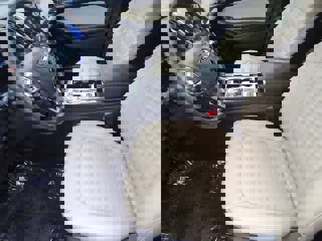 Used 2022 Ford Edge SEL image 6