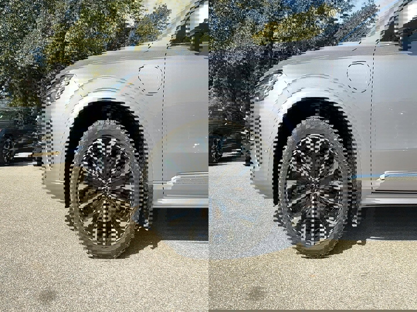 New 2026 Volvo XC90 T8 Plus image 9