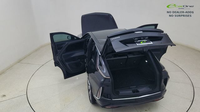 Used 2024 Cadillac Lyriq Tech RWD image 86