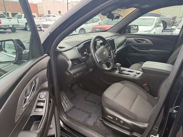 Used 2023 Chevrolet Traverse LT image 9