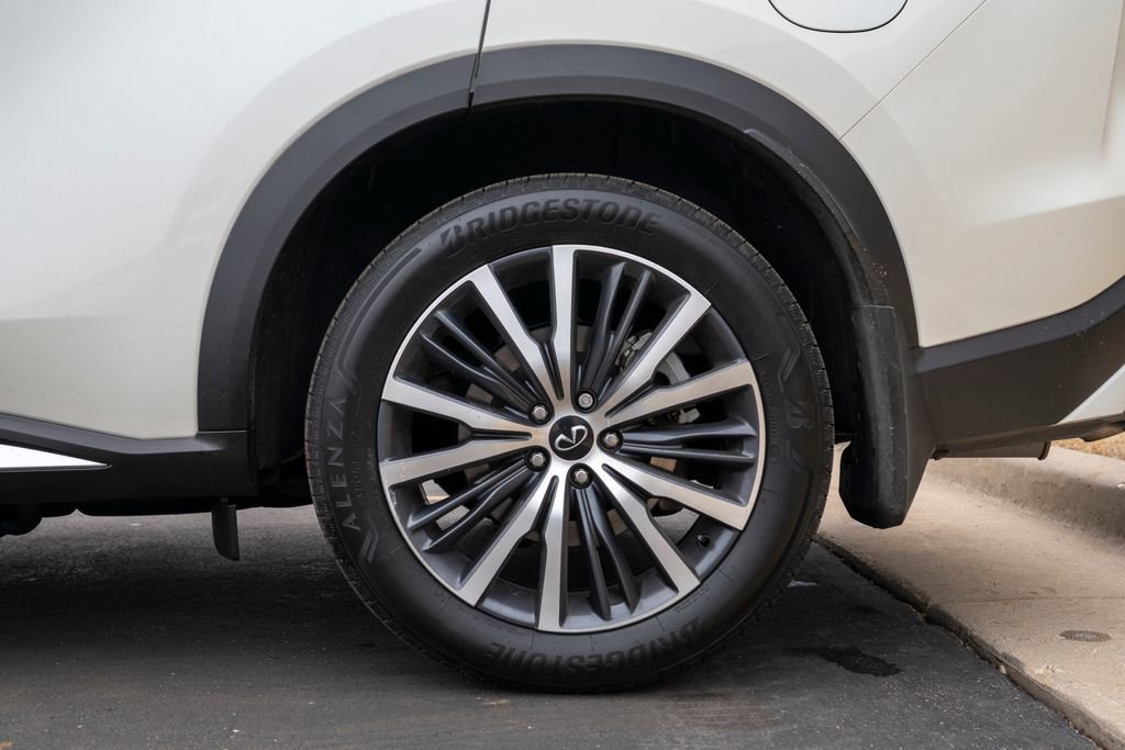 Used 2025 INFINITI QX60 Autograph w/ Cargo Package image 11