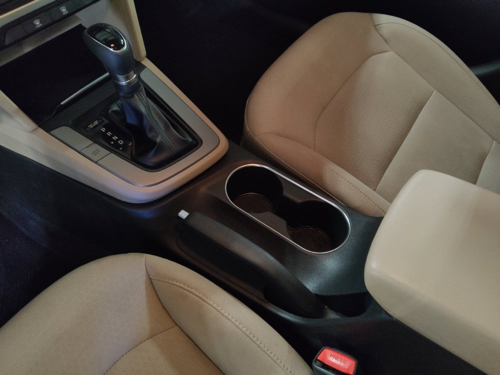 Used 2018 Hyundai Elantra SEL image 26