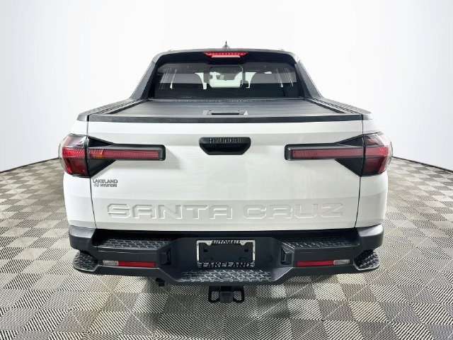 Used 2022 Hyundai Santa Cruz SEL w/ Activity Package FWD image 4